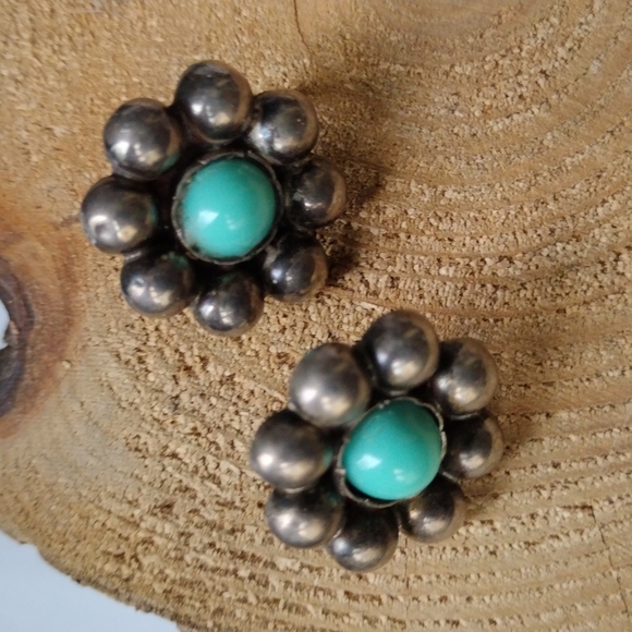 c'30s-'40s S'Western Sterling Silver Turquoise Flower Screwback Earrings VINTAGE - Picture 3 of 10